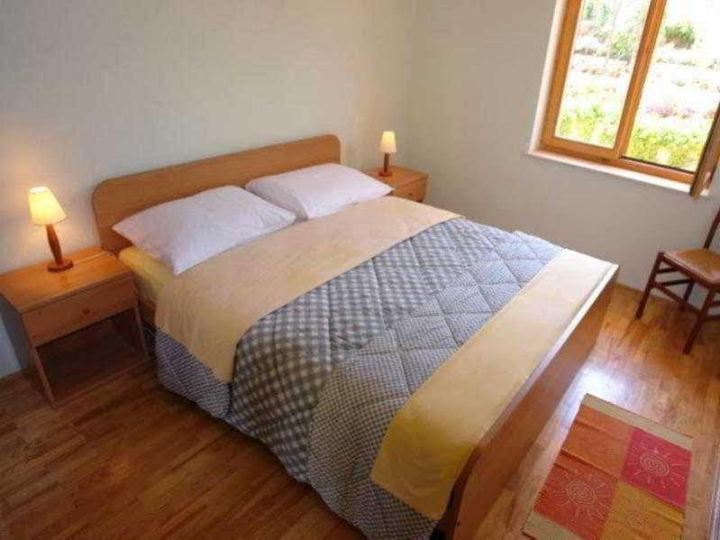 Santic Hotel Postira Ngoại thất bức ảnh