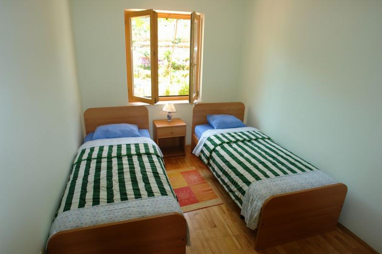 Santic Hotel Postira Ngoại thất bức ảnh